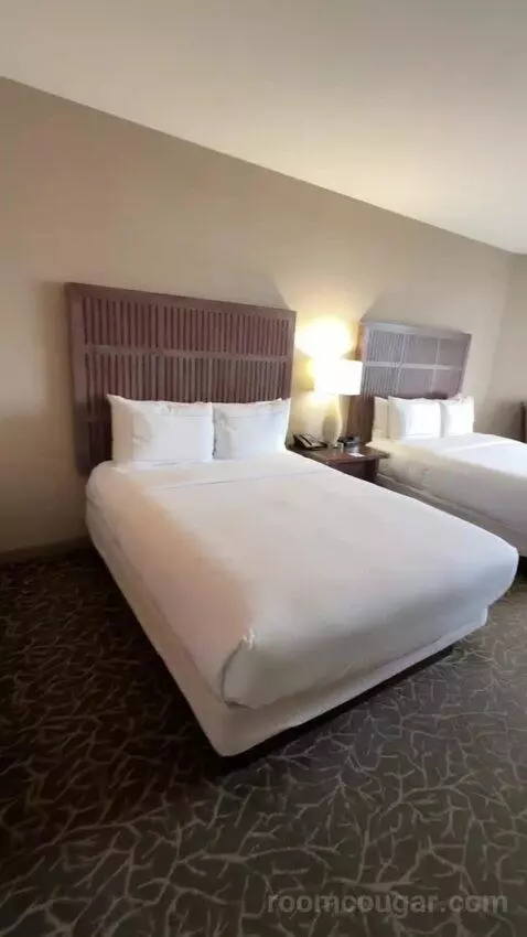 Queen Room with Two Queen Beds (#3040) bed picture #7