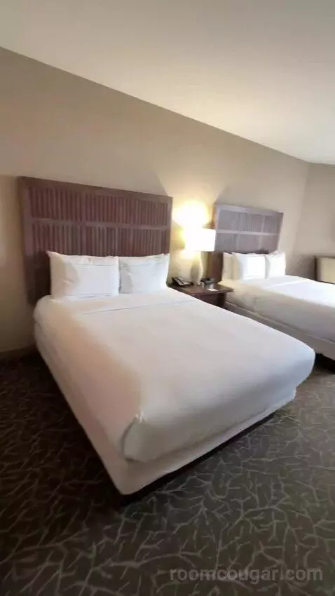 Queen Room with Two Queen Beds (#3040) bed picture #8