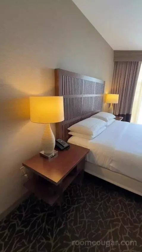 Golf View King Room (#3051) bed picture #1