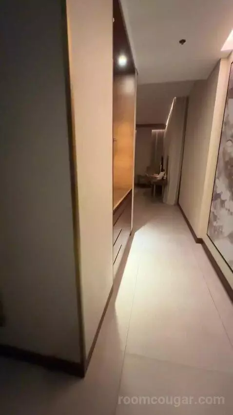 Superior King Suite with Downtown View Including Signature St. Regis Butler Service (#2019) picture #3