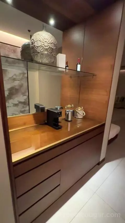 Superior King Suite with Downtown View Including Signature St. Regis Butler Service (#2019) picture #4