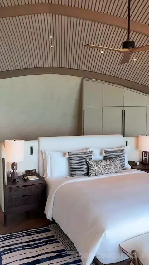 2 Bedroom Overwater Villa bed picture #7