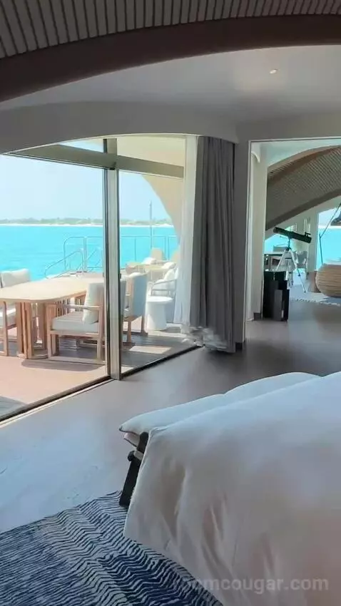 2 Bedroom Overwater Villa picture #17