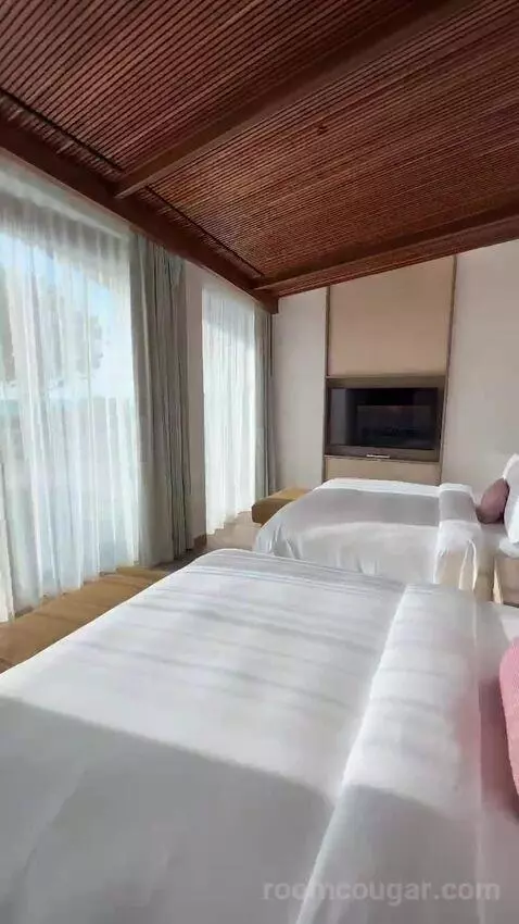 2 Bedroom Beach Villa bed picture #5