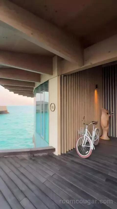 2 Bedroom Overwater Coral Sunset Villa (#65) view picture #3