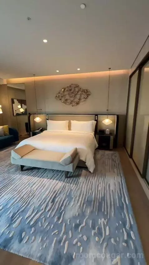 St. Regis Suite, 1 Bedroom Suite, 1 King, City View (#236) bed picture #5