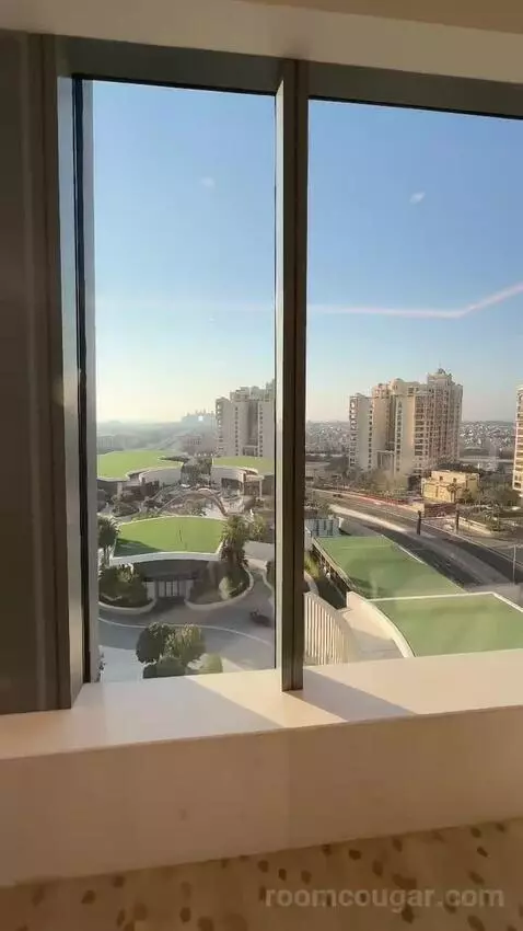 Metropolitan Suite with 1 King, Sea View (#617) view picture #2