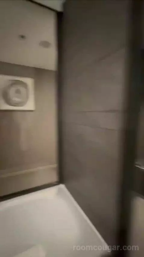 Courtyard Suite, Executive Lounge Access, Suite, City View (#1905) bathroom picture #7