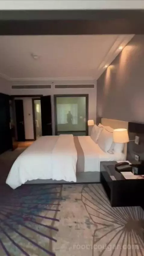 Westin Suite (#1003) picture #24