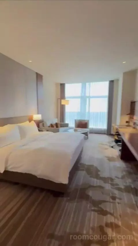 Superior King Room (#2712) view picture #2