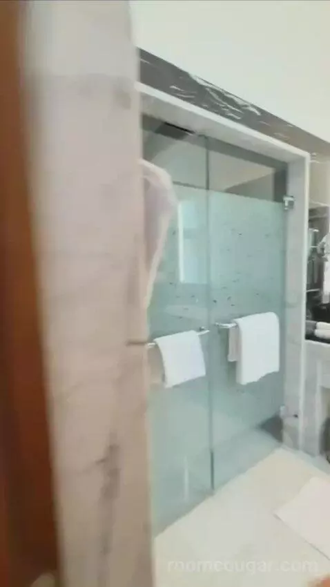 Premium Deluxe Suite bathroom picture #6