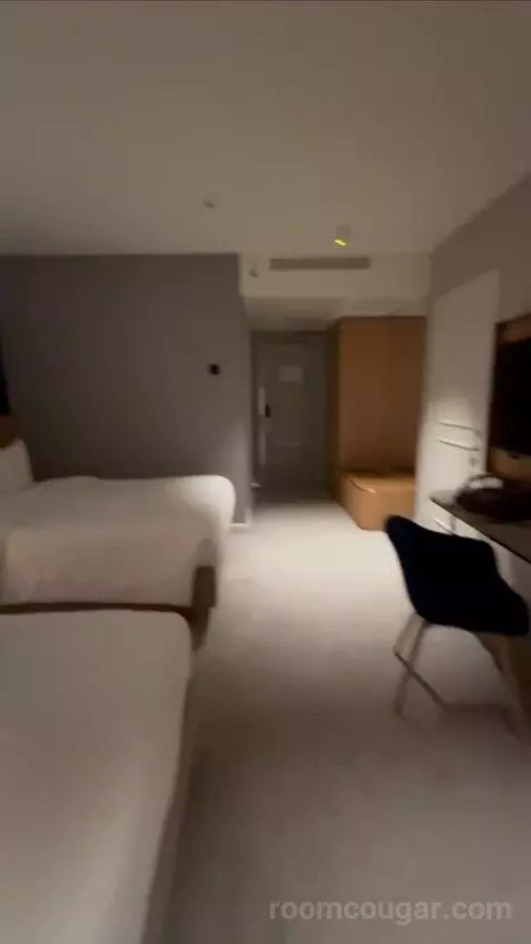 Executive Room, 2 Doubles, City View bed picture #10