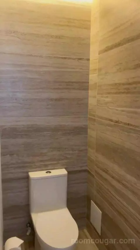 Queen Room with Two Queen Beds and Partial Ocean View bathroom picture #1