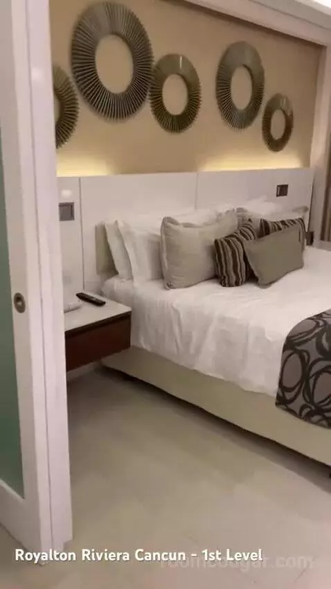 Luxury Suite Ocean View with Terrace Jacuzzi bed picture #5