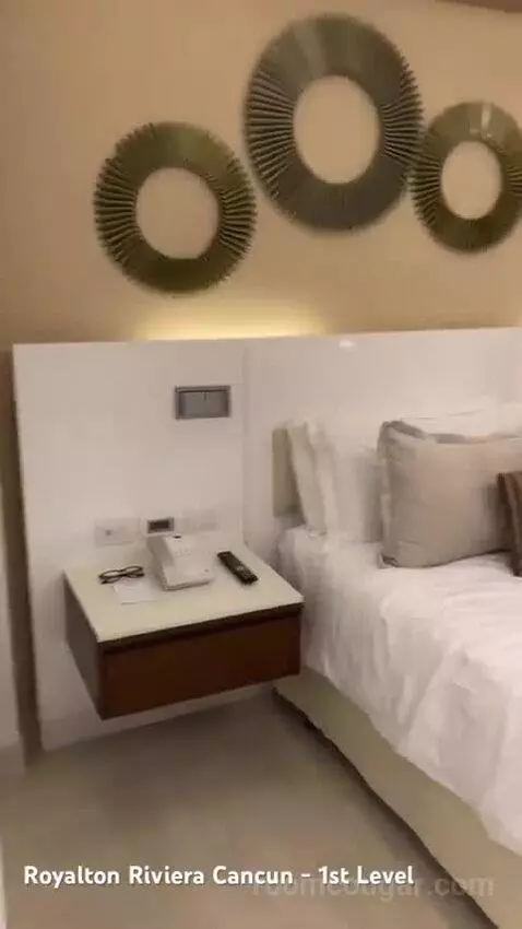 Luxury Suite Ocean View with Terrace Jacuzzi bed picture #8