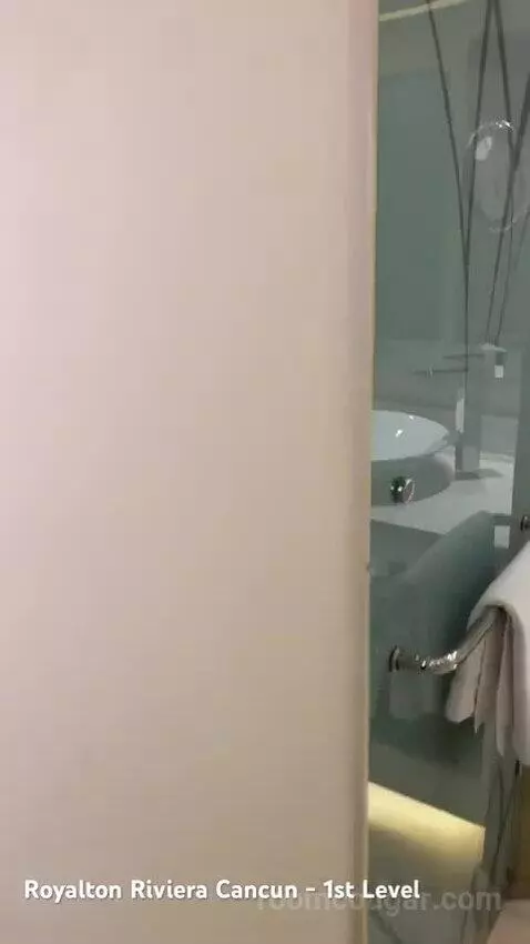 Luxury Suite Ocean View with Terrace Jacuzzi bathroom picture #4