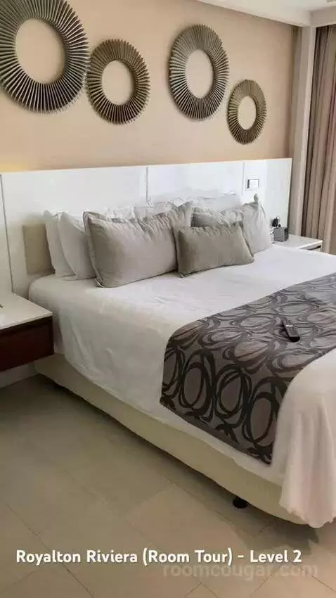 Luxury Suite Ocean View with Terrace Jacuzzi bed picture #1