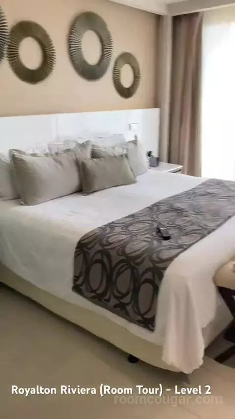 Luxury Suite Ocean View with Terrace Jacuzzi bed picture #5