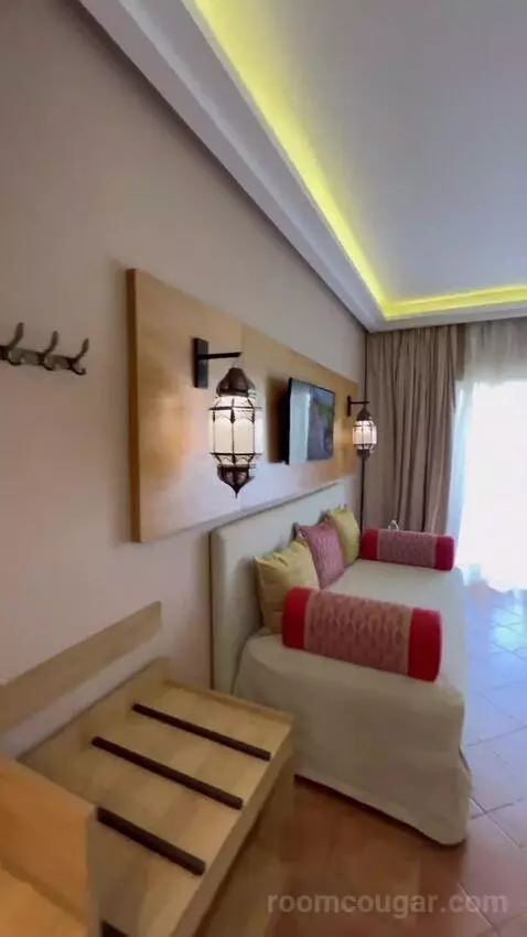Suite with Balcony picture #12