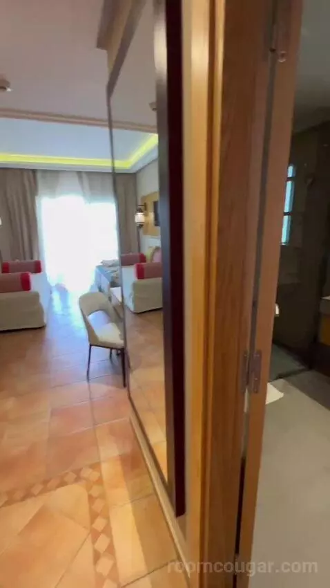 Suite with Balcony picture #3