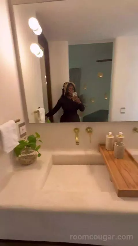 Superior Villa bathroom picture #9