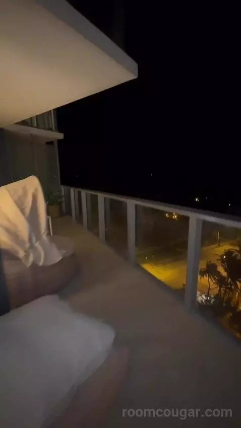 Fabulous Studio Suite, Larger Studio, Ocean View, Balcony view picture #5