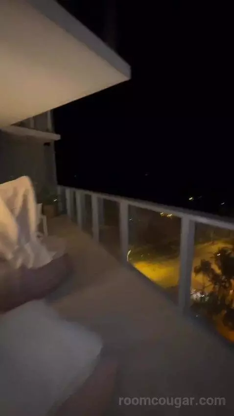 Fabulous Studio Suite, Larger Studio, Ocean View, Balcony view picture #6