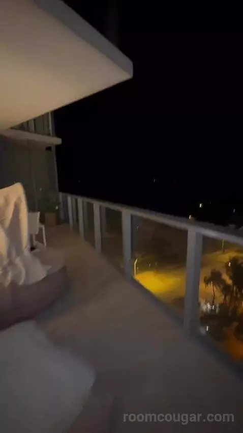 Fabulous Studio Suite, Larger Studio, Ocean View, Balcony view picture #7