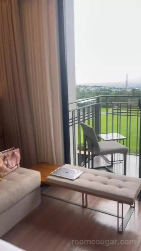 Deluxe Twin City View with Balcony bed picture #9