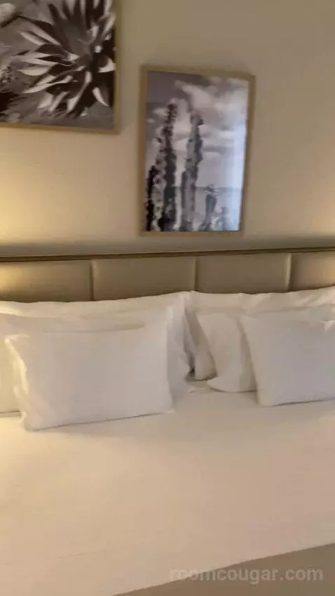 Junior Suite bed picture #7