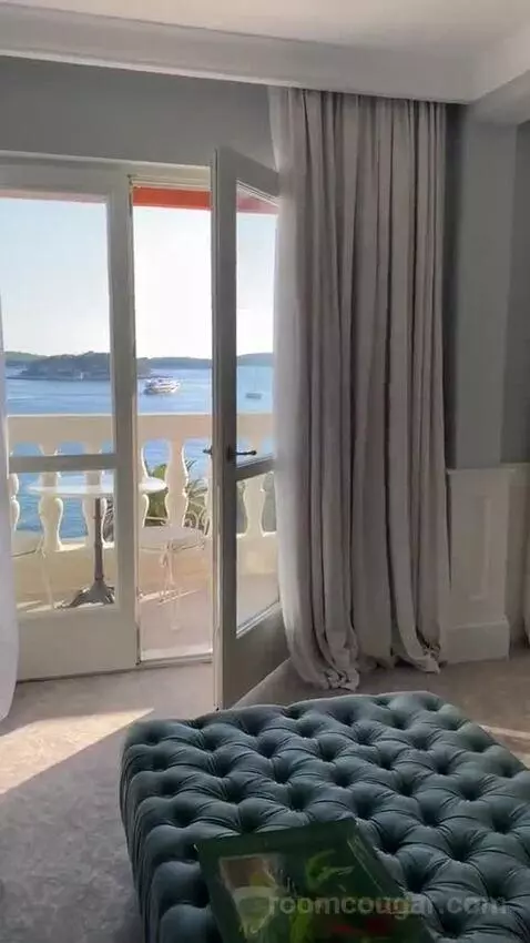 Palace Suites Heritage Hotel - Adults Only Deluxe Double Room with City View review by travel4life