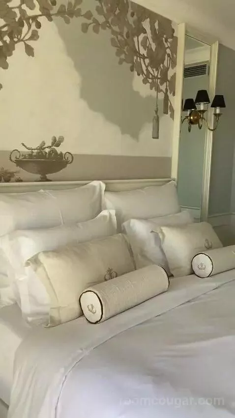 Deluxe Double Room with City View picture #18