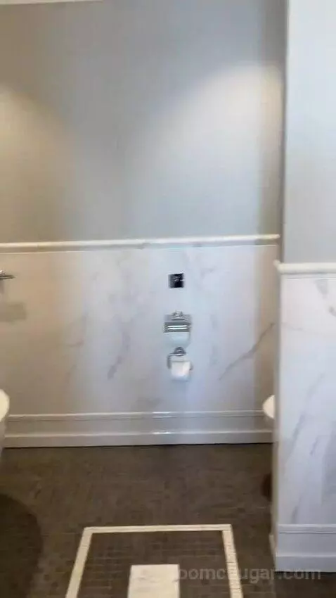 Deluxe Double Room with City View bathroom picture #8