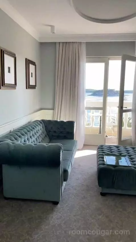 Deluxe Double Room with City View picture #5
