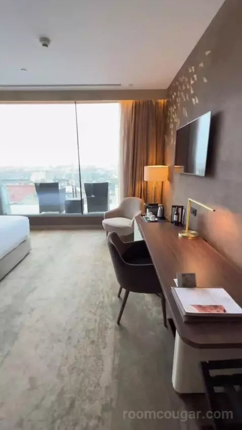 Junior Suite with Terrace bed picture #1