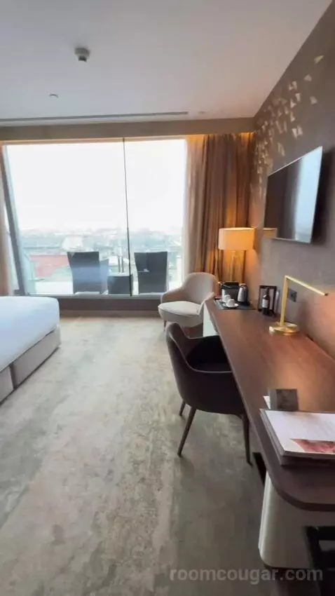 Junior Suite with Terrace bed picture #2
