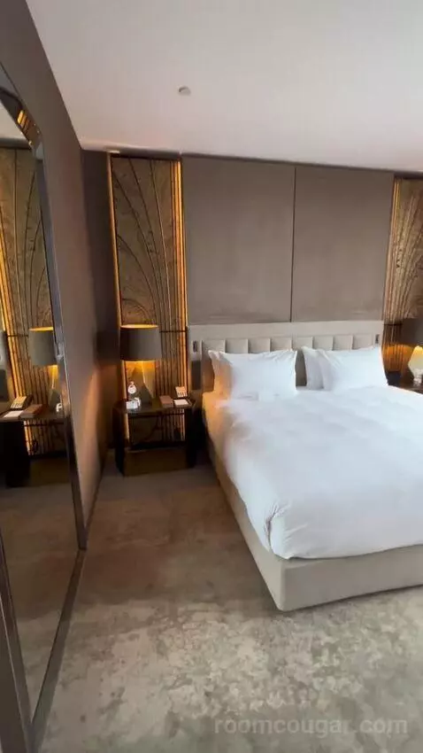 Junior Suite with Terrace bed picture #8