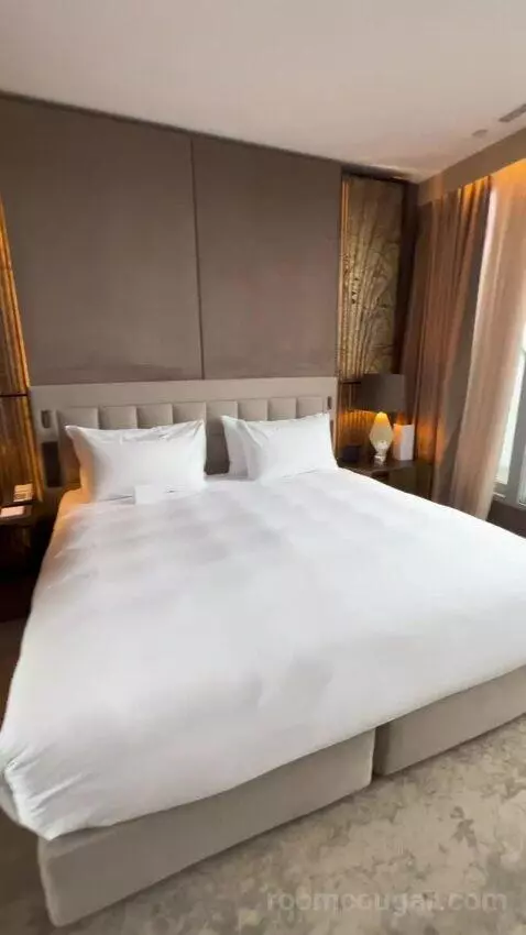 Junior Suite with Terrace bed picture #10
