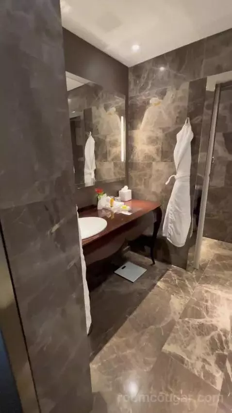 Junior Suite with Terrace bathroom picture #5