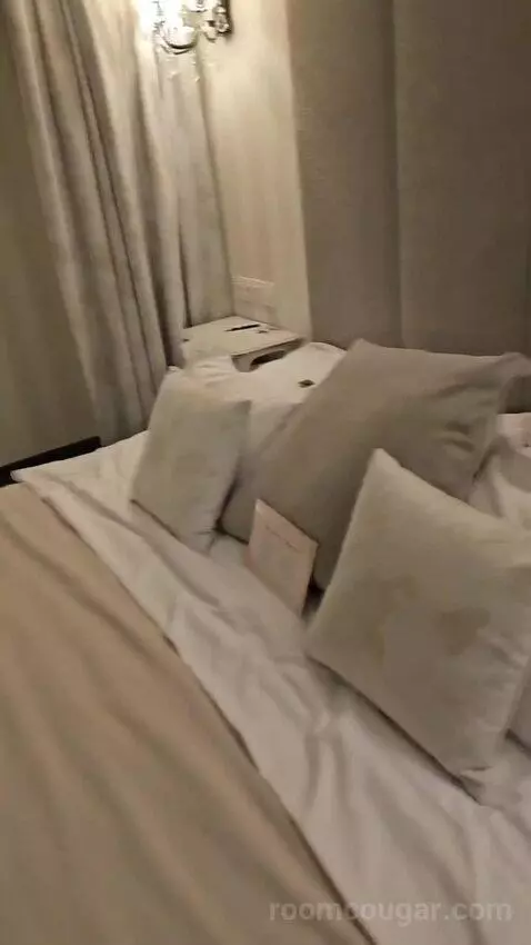 Duplex King Room bed picture #8