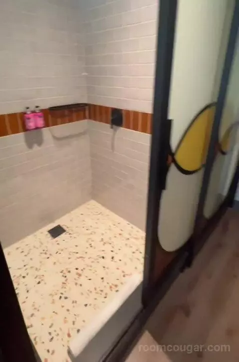 Double Room with Two Double Beds bathroom picture #10