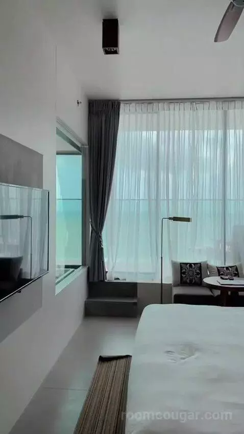 Deluxe Double Room with Sea View and Terrace with 15% Off Laundry & Selected Spa Treatments bed picture #9