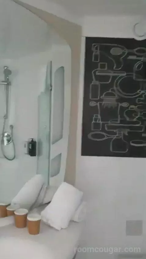 Double Sweet Room By Ibis bed picture #4