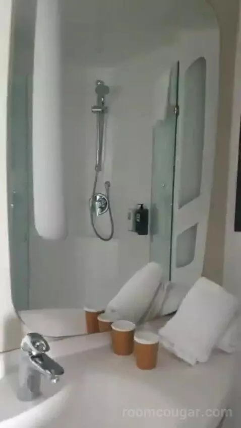 Double Sweet Room By Ibis bed picture #7