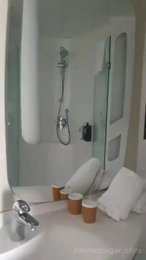 Double Sweet Room By Ibis bed picture #8