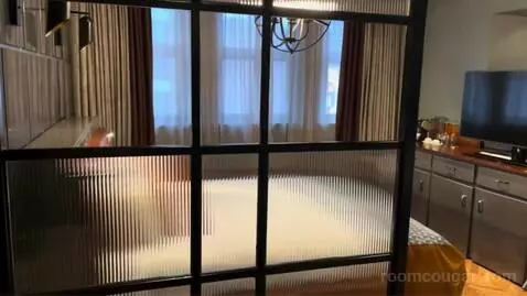 Signature Suite bed picture #2