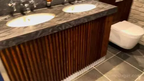 Signature Suite bathroom picture #9