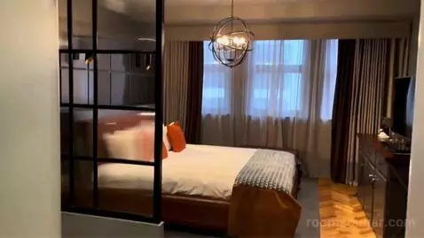 Signature Suite bed picture #10