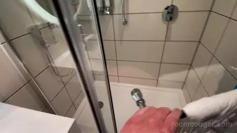 King Room bathroom picture #3