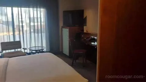 Collection Premium Room with City View bed picture #12